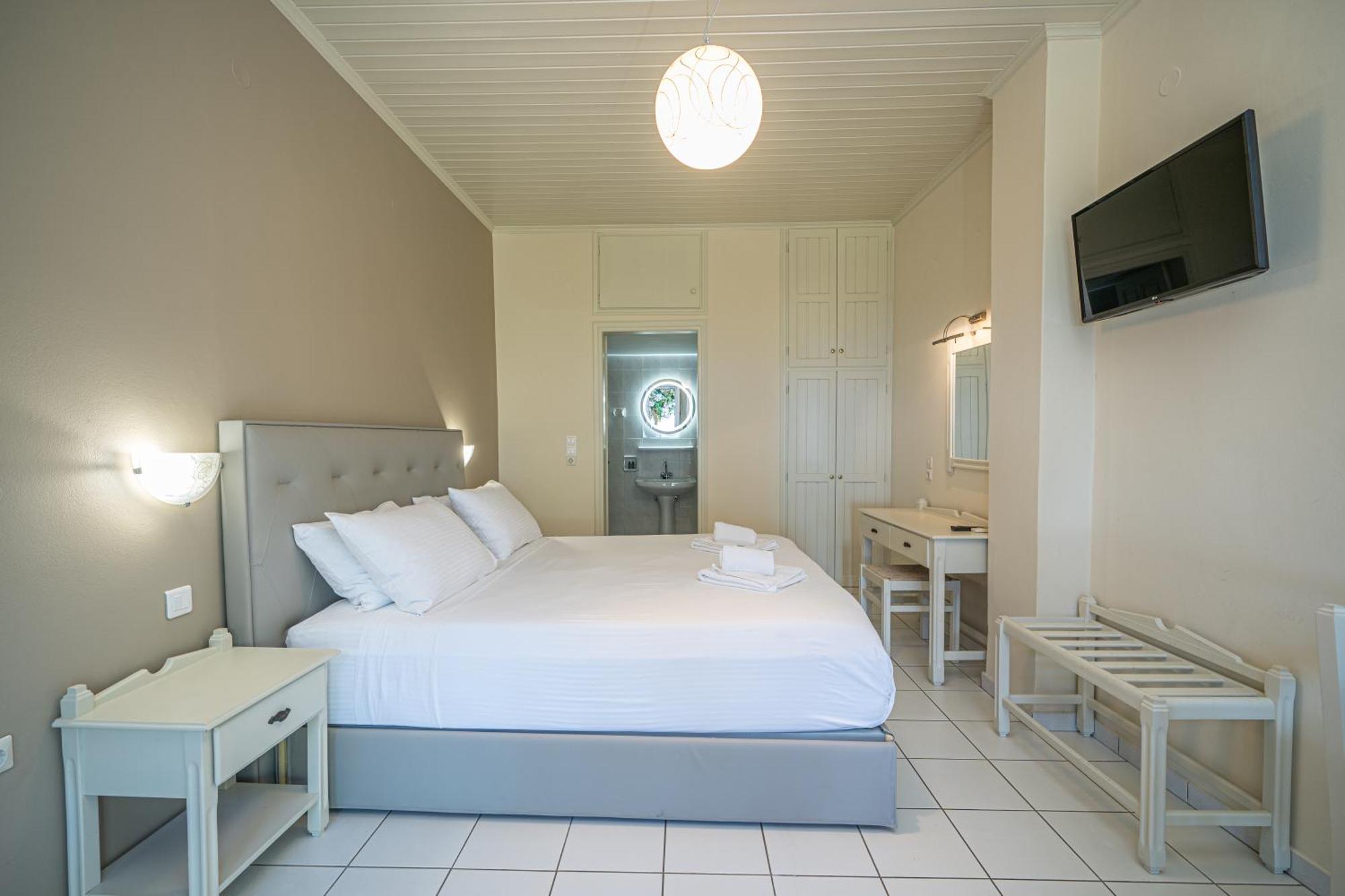Panoramic Sunset Apartment Kothreas ภายนอก รูปภาพ