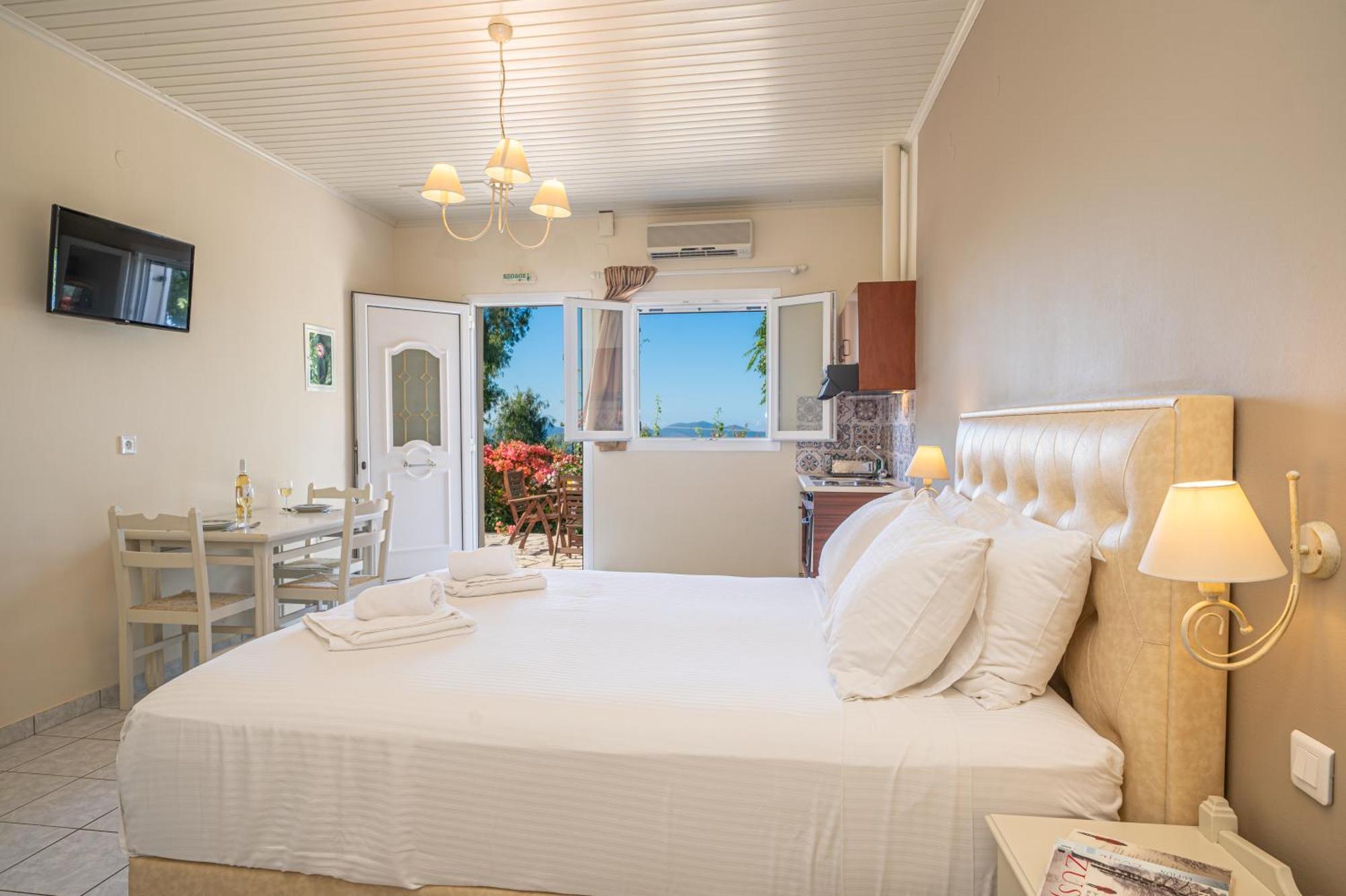 Panoramic Sunset Apartment Kothreas ภายนอก รูปภาพ